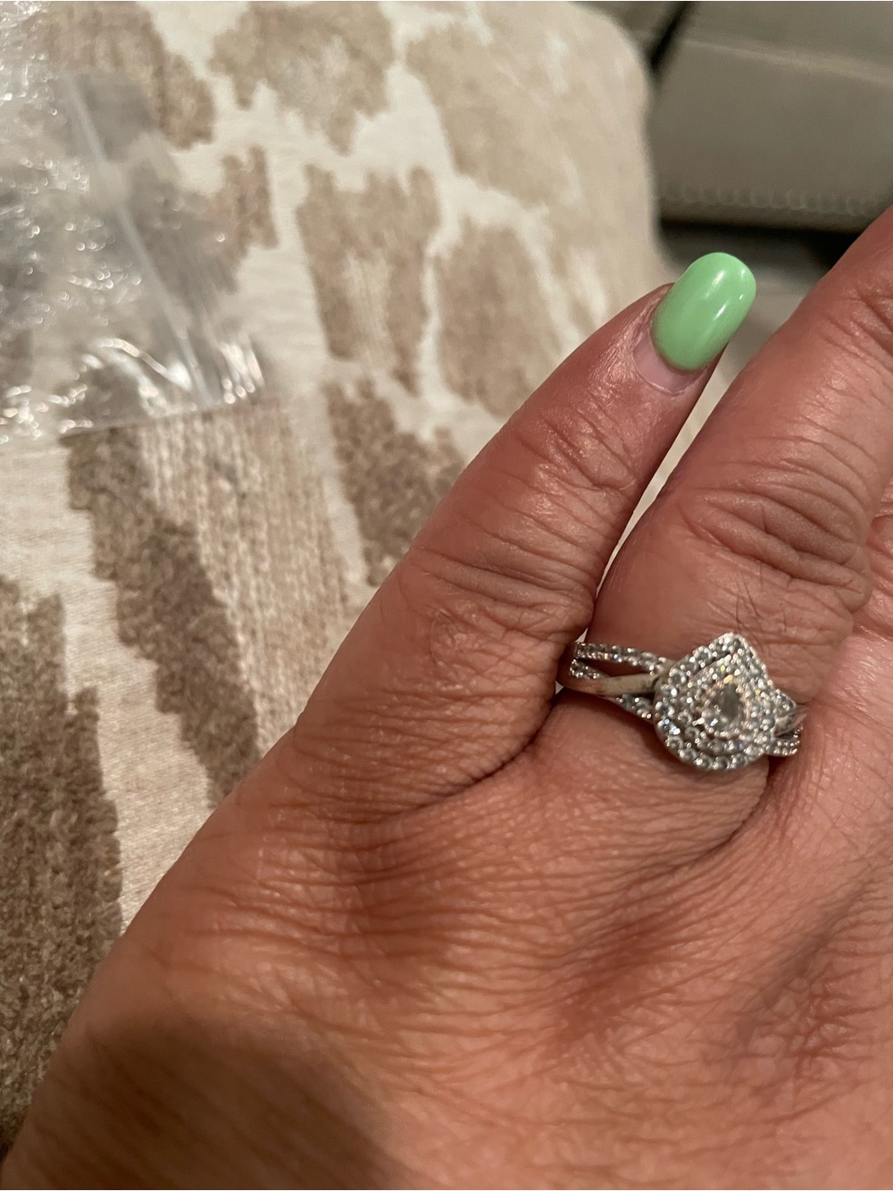 Halo Teardrop Ring - Picture 3 of 4
